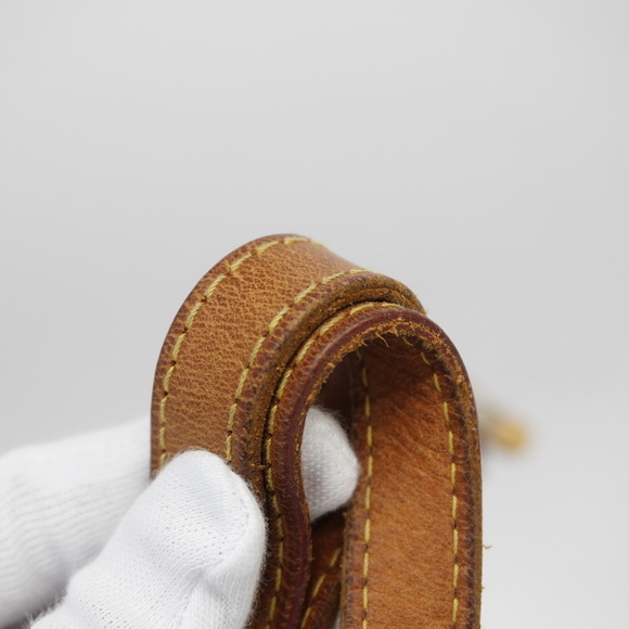 Louis Vuitton Monogram Totally MM Tote Bag - Picture 9 of 12